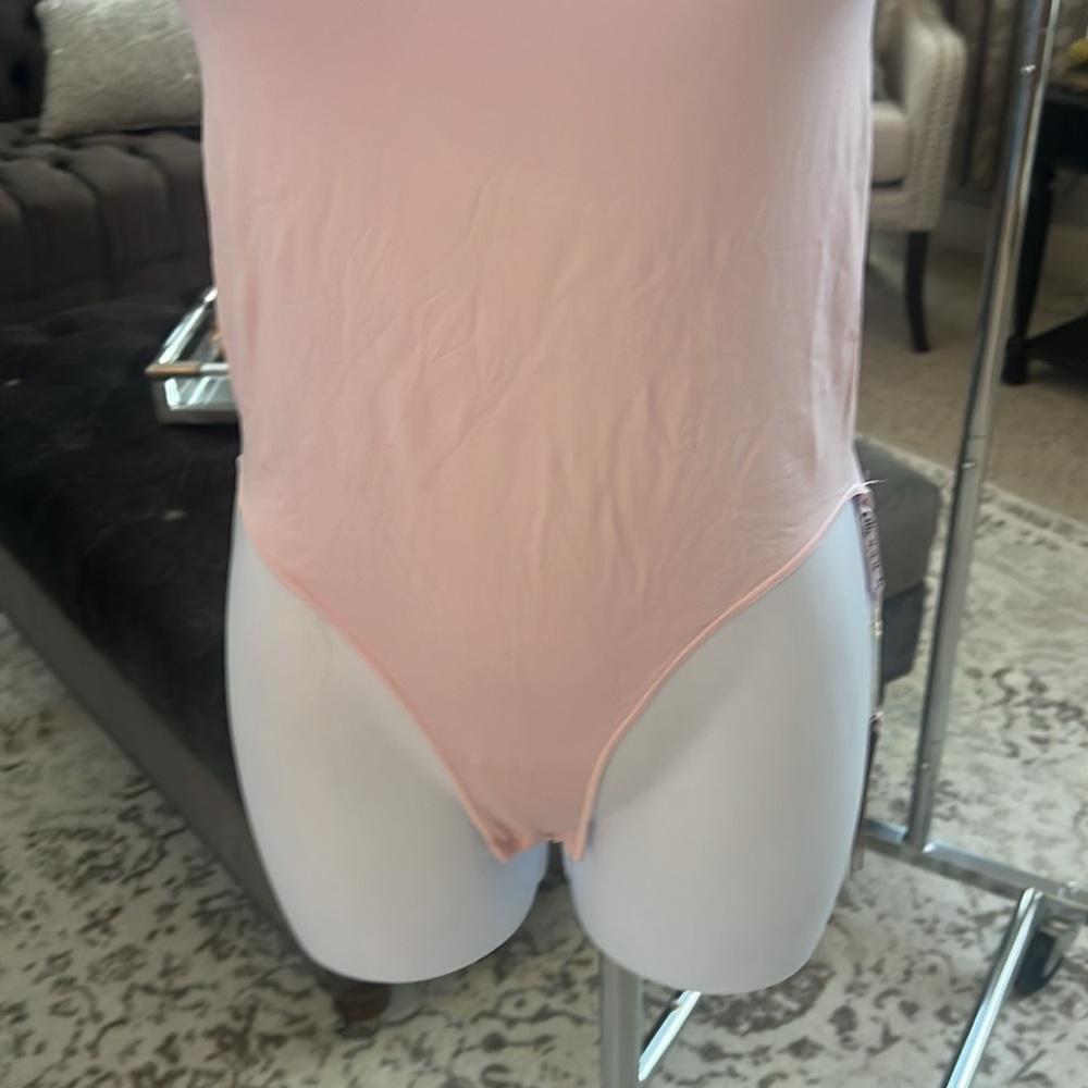 Skims essential bodysuit - Picture 3 of 8